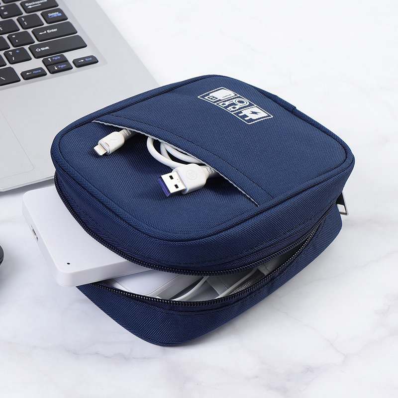 防水トラベルデータケーブルオーガナイザーバッグ、USBパワー - Travel Cable Organizer のレビューと価格